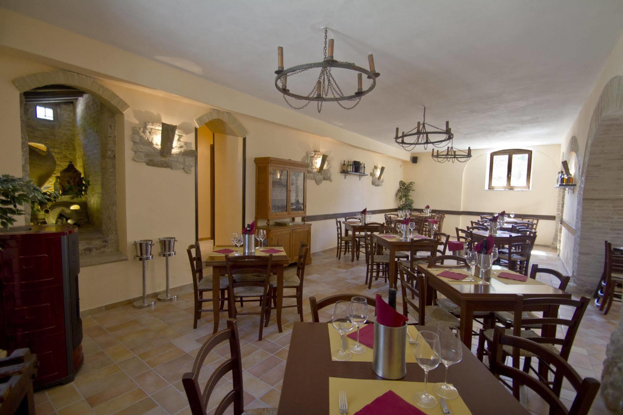 אסיסי Hotel La Quiete מראה חיצוני תמונה